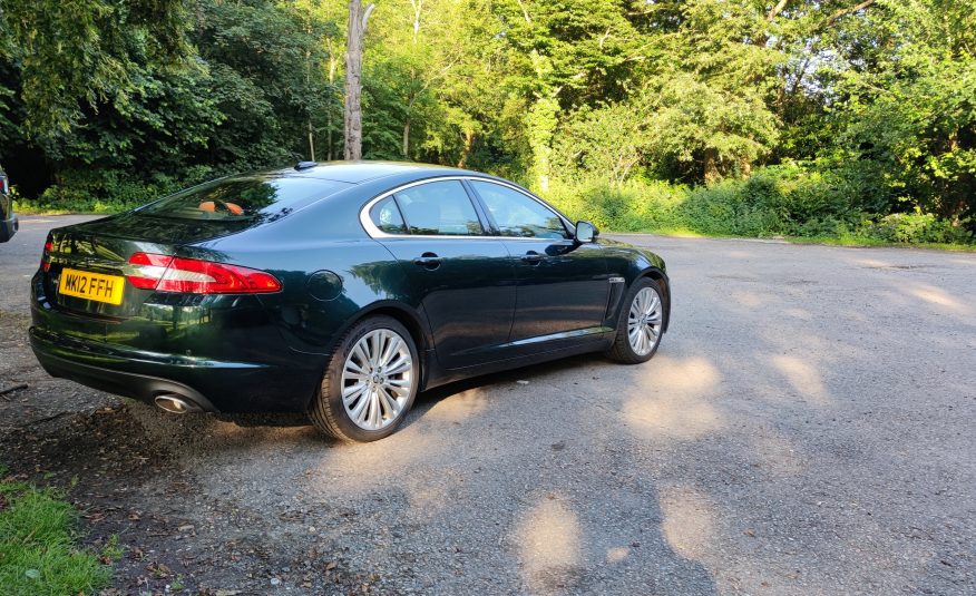 JAGUAR XF 2.2 DIESEL – 2012 WITH AMAZING BOWERS & WILKINS HIGH END SURROUND SYSTEM