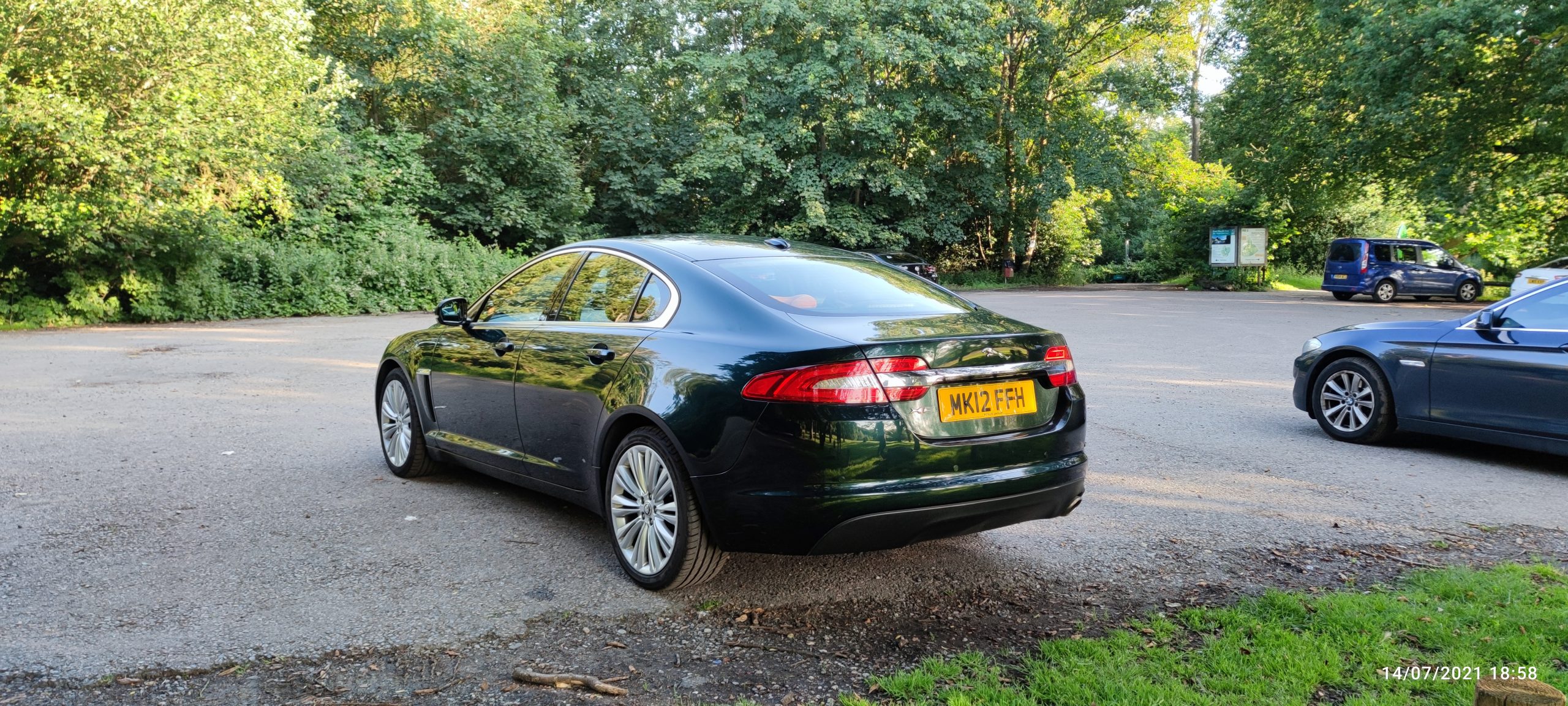 JAGUAR XF 2.2 DIESEL – 2012 WITH AMAZING BOWERS & WILKINS HIGH END SURROUND SYSTEM
