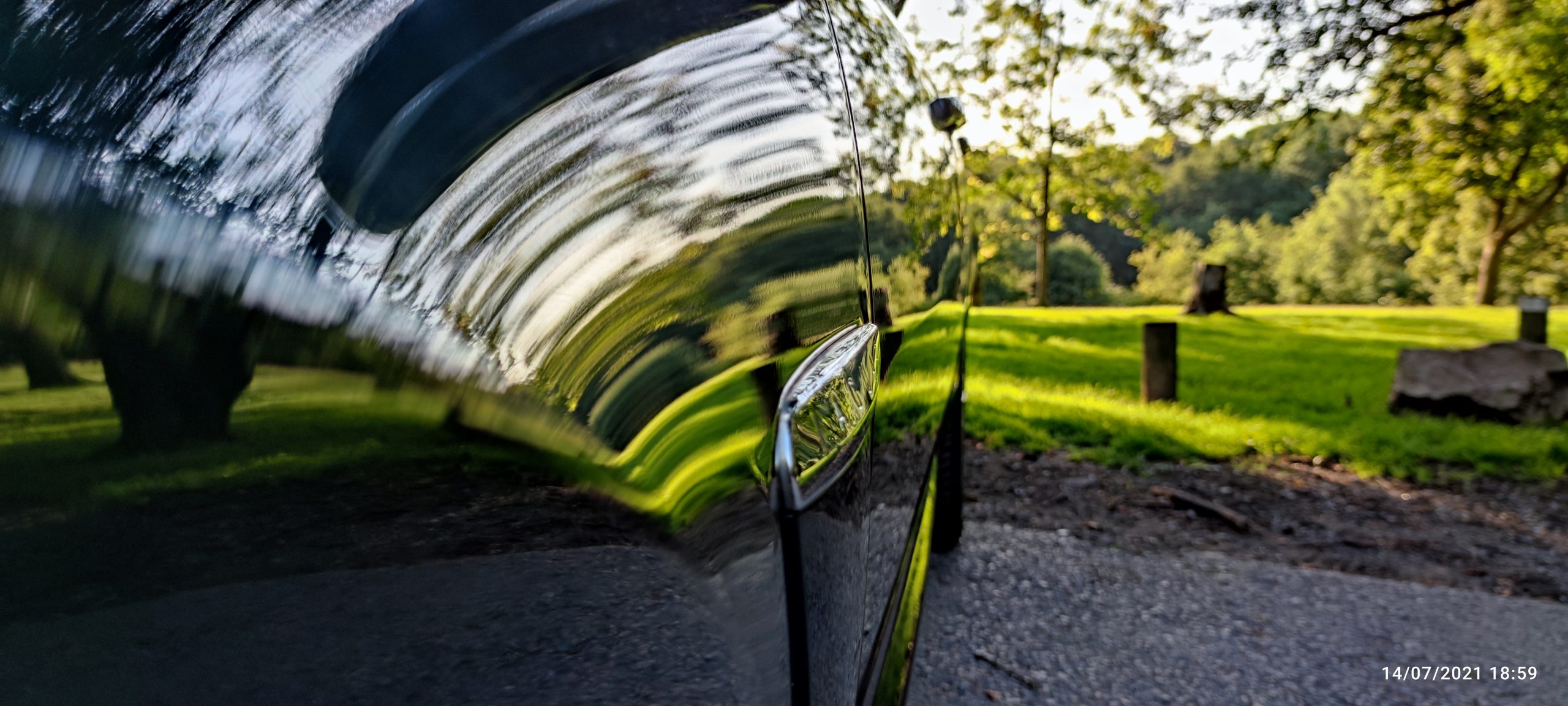 JAGUAR XF 2.2 DIESEL – 2012 WITH AMAZING BOWERS & WILKINS HIGH END SURROUND SYSTEM