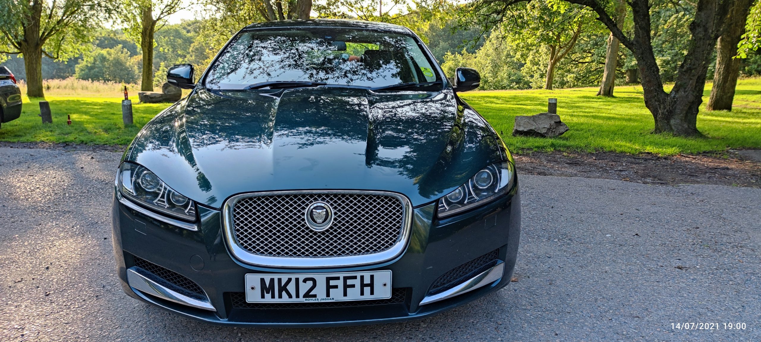 JAGUAR XF 2.2 DIESEL – 2012 WITH AMAZING BOWERS & WILKINS HIGH END SURROUND SYSTEM