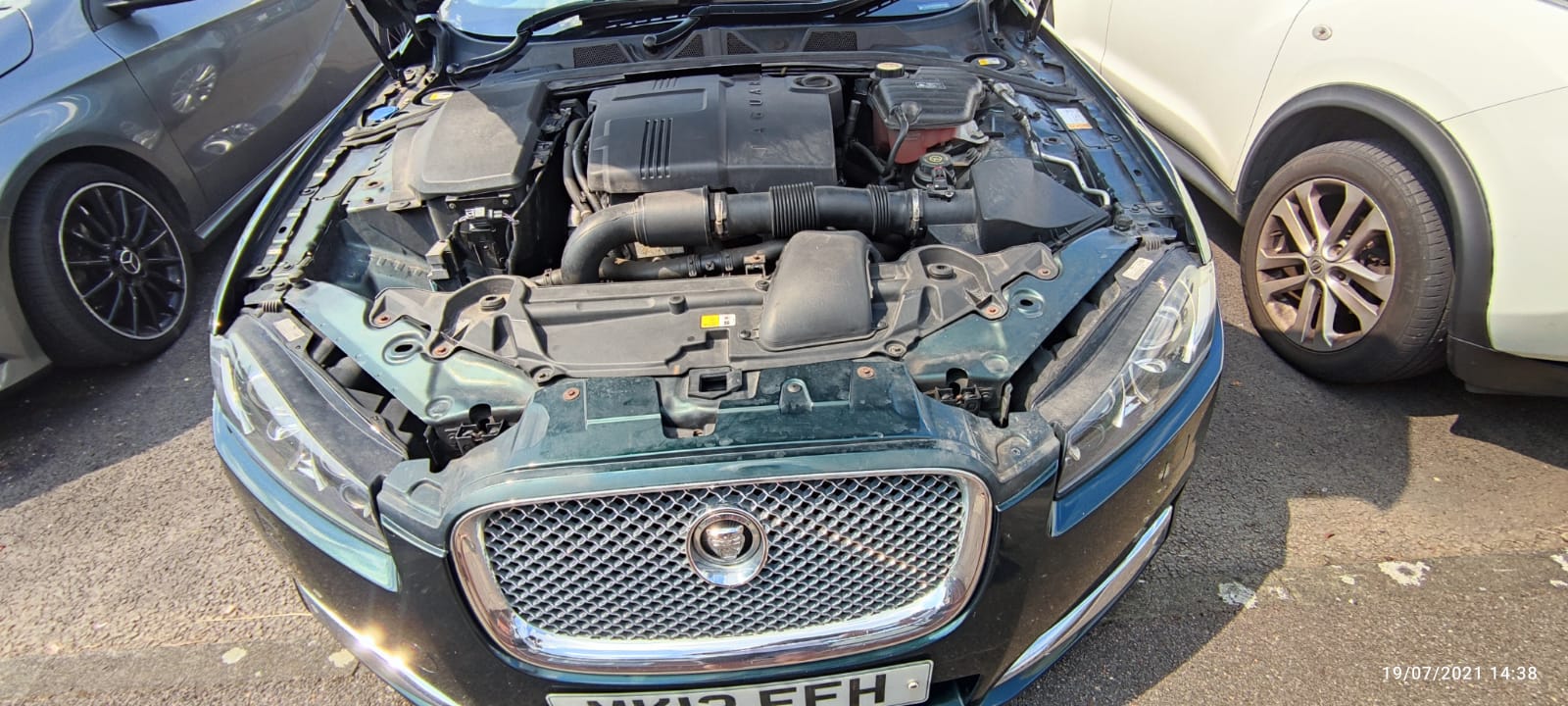 JAGUAR XF 2.2 DIESEL – 2012 WITH AMAZING BOWERS & WILKINS HIGH END SURROUND SYSTEM